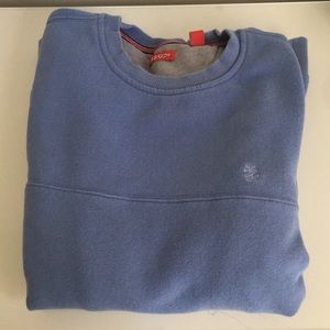oversized blue sweater